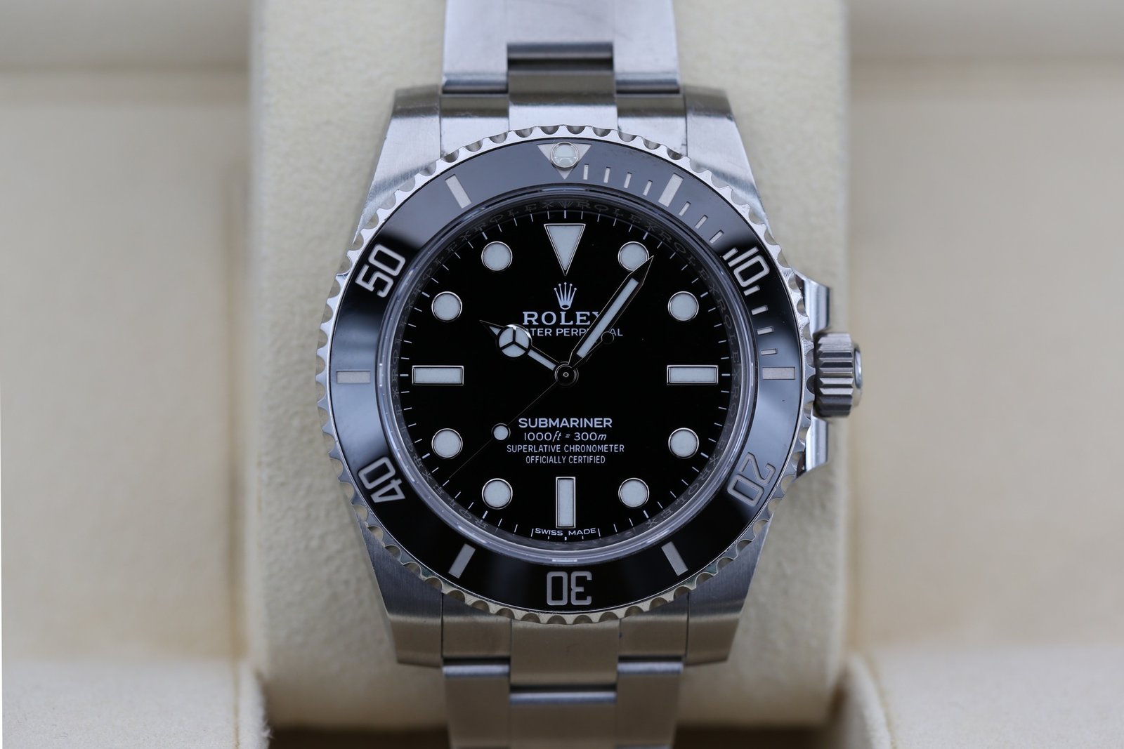 Rolex 114060 Black SUBMARINER 40mm 2019